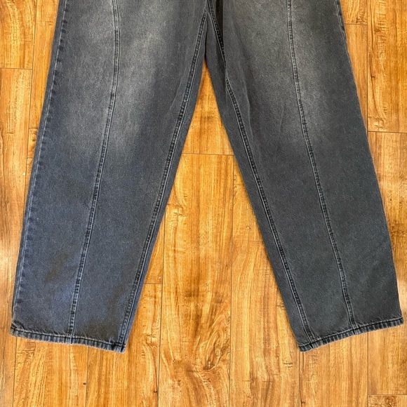 SO Women’s Dark Gray Black High Rise Baggy Wide Leg Denim Jeans Size 13 - Picture 7 of 10